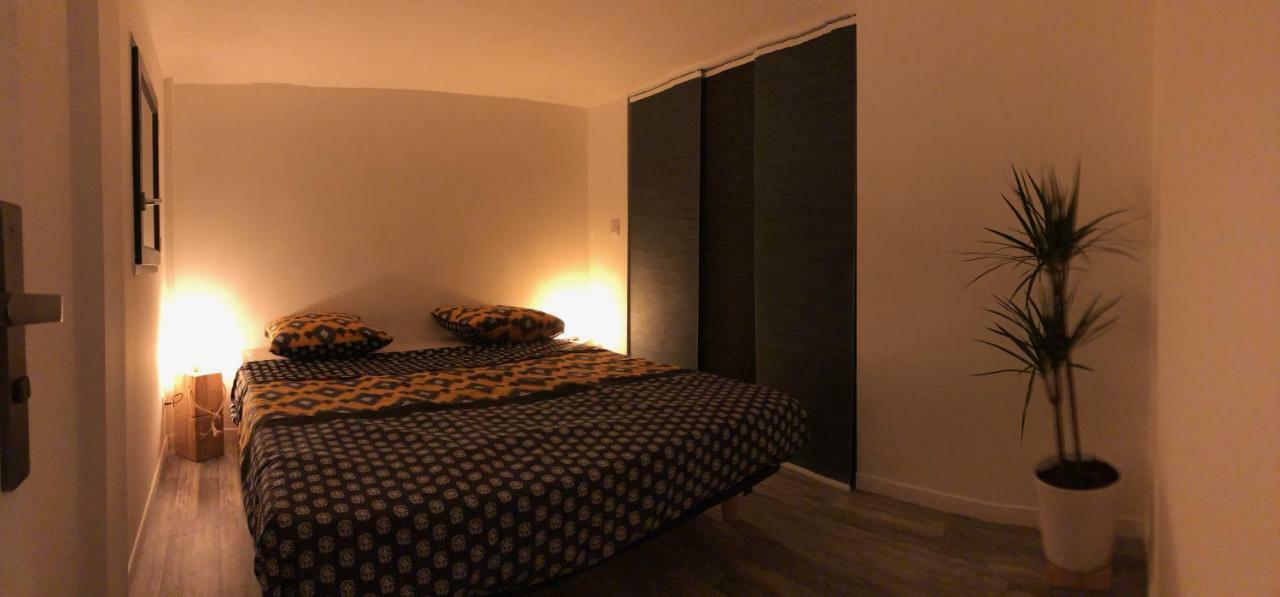 Tiny House Sur La Cote D'Azur Villa อิแยร์ ภายนอก รูปภาพ